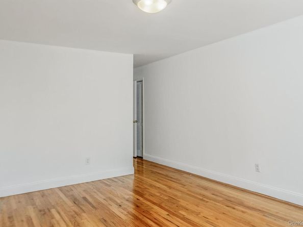 523 Colony Drive, Hartsdale NY 10530