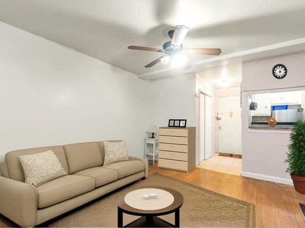 87-70 173rd Street 6H, Jamaica NY 11432