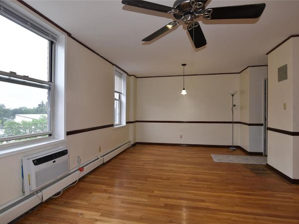 54-44 Little Neck Parkway 6L, Little Neck NY 11362