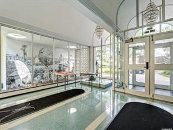 54-44 Little Neck Parkway 6L, Little Neck NY 11362