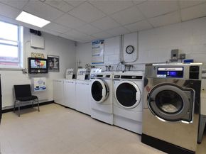 54-44 Little Neck Parkway 6L, Little Neck NY 11362