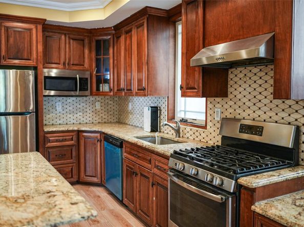 121-14 149 ave, South Ozone Park NY 11420
