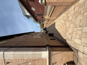 121-14 149 ave, South Ozone Park NY 11420