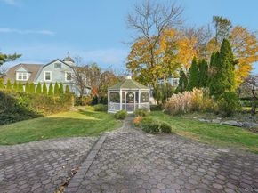 808 Wolfs Lane, Pelham NY 10803
