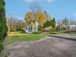 808 Wolfs Lane, Pelham NY 10803