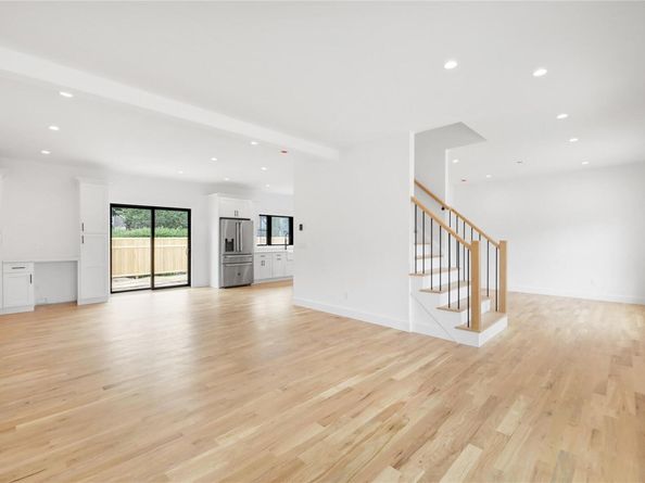 1 Summit Boulevard, Westhampton NY 11977