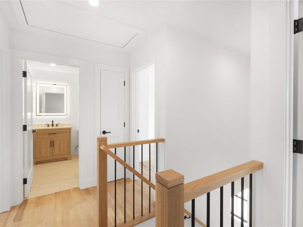 1 Summit Boulevard, Westhampton NY 11977