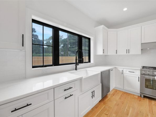 1 Summit Boulevard, Westhampton NY 11977
