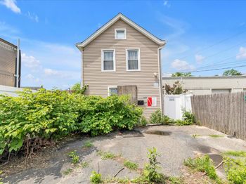 12 Max Avenue