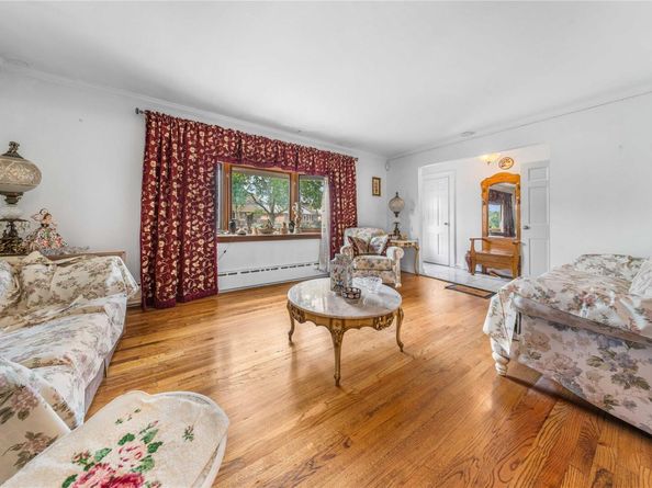141-37 11 Avenue, Whitestone NY 11357