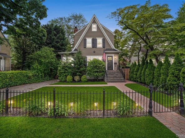 10 Wiltshire Street, Bronxville NY 10708