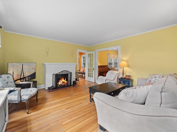 10 Wiltshire Street, Bronxville NY 10708