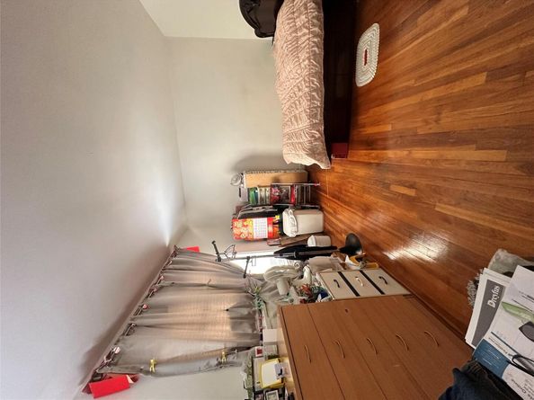 150-11 72 Road 6A, Flushing NY 11367