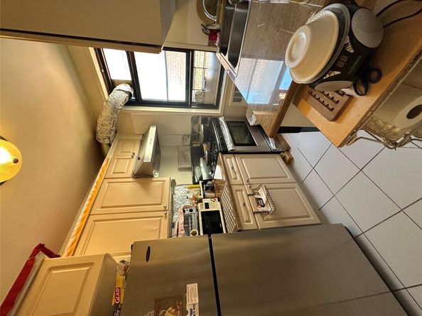 150-11 72 Road 6A, Flushing NY 11367