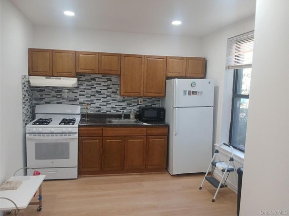 2120 Mapes Avenue 1A, Bronx NY 10460