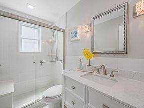 Undisclosed Address #835931, West Hempstead NY 11552