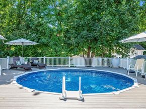 Undisclosed Address #835931, West Hempstead NY 11552