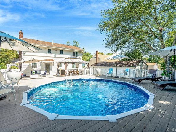 Undisclosed Address #835931, West Hempstead NY 11552