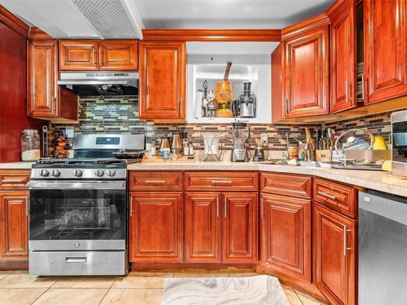 3056 Wilson Avenue, Bronx NY 10469