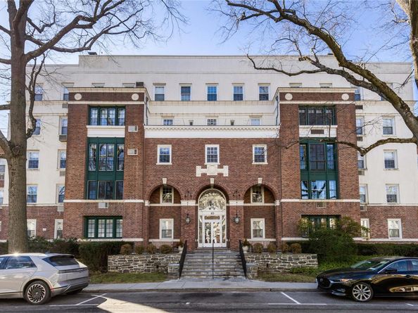 10 Brooklands 5G, Bronxville NY 10708