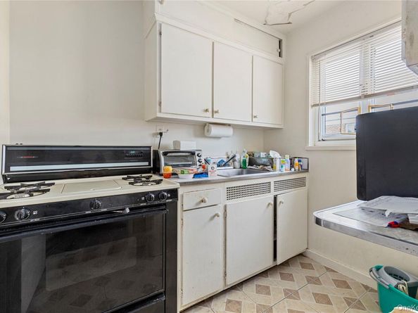 221-31 Braddock Avenue UPPER, Queens Village NY 11427