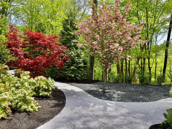 49 Indian Hill Road, Pound Ridge NY 10576