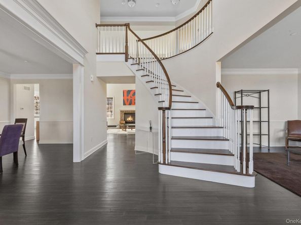 11 Fraydun Lane, Scarsdale NY 10583