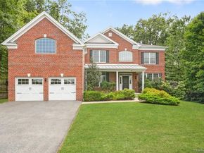 11 Fraydun Lane, Scarsdale NY 10583