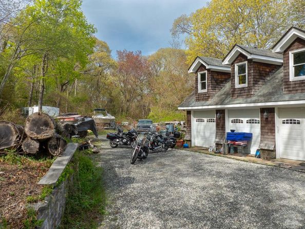 67 Ridgeway Avenue, Setauket NY 11733