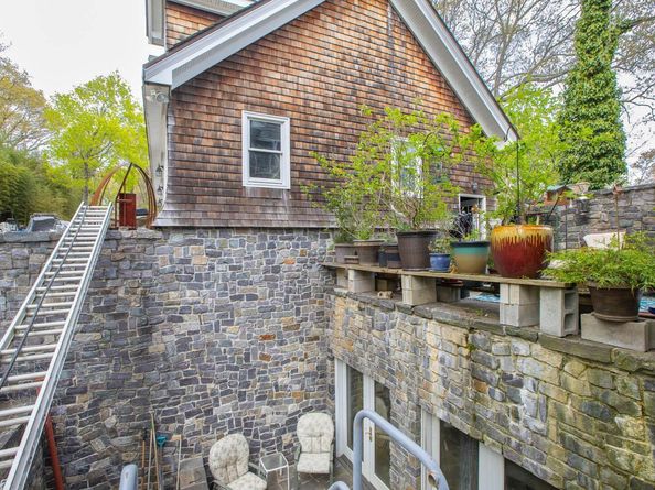 67 Ridgeway Avenue, Setauket NY 11733