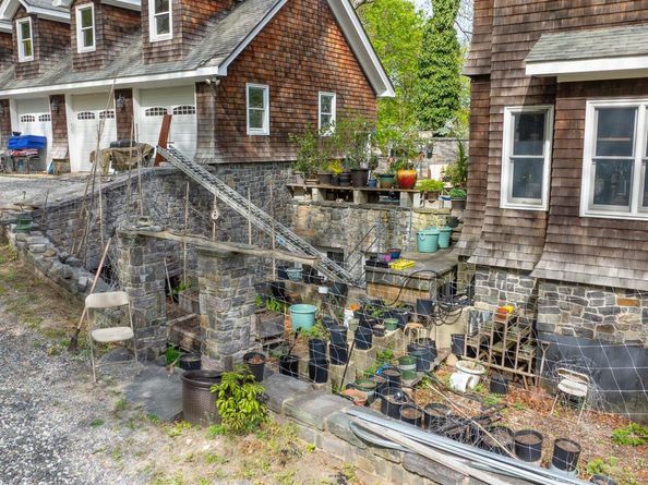 67 Ridgeway Avenue, Setauket NY 11733