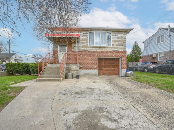 97 Arlington Avenue, Valley Stream NY 11580