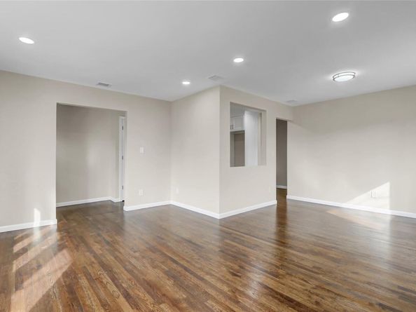 1580 Little Whaleneck Road, Merrick NY 11566