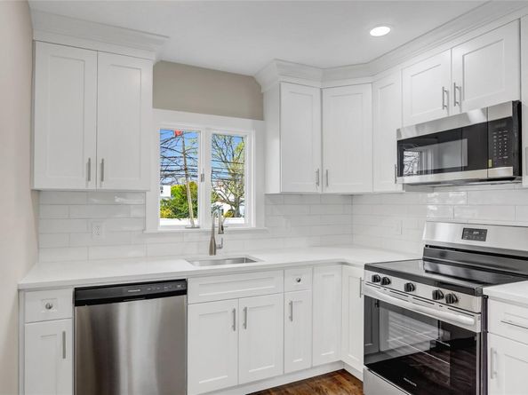 1580 Little Whaleneck Road, Merrick NY 11566