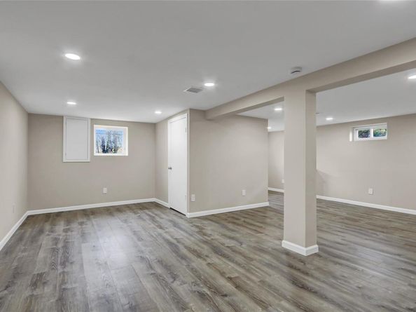 1580 Little Whaleneck Road, Merrick NY 11566