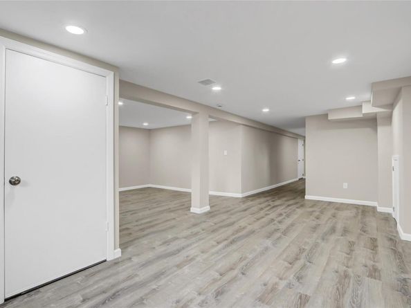 1580 Little Whaleneck Road, Merrick NY 11566