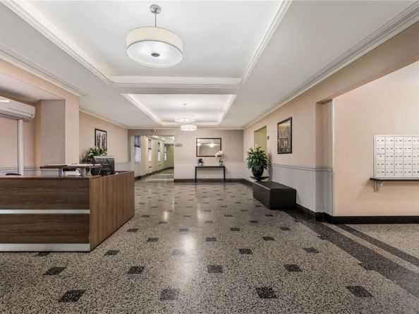 72-81 113th Streets 3V, Forest Hills NY 11375