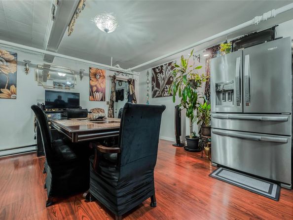 39 Alvin Place, Inwood NY 11096