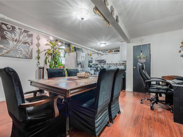 39 Alvin Place, Inwood NY 11096
