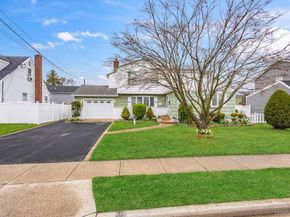345 N Wisconsin Avenue, Massapequa NY 11758