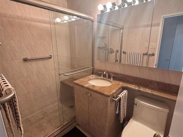 269-10 Grand Central Parkway 2C, Floral Park NY 11005