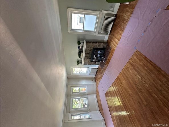 49 S Baldwin Place, Massapequa NY 11758
