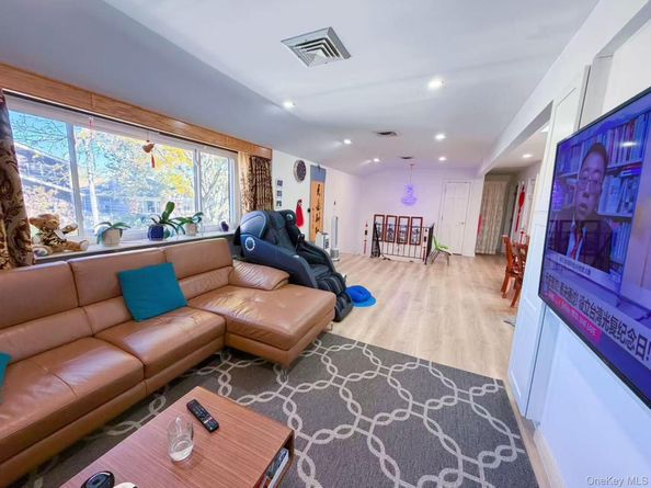 157-14 20TH Road, Whitestone NY 11357