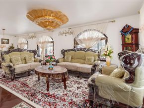 26504 79th Avenue, Glen Oaks NY 11004