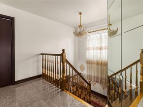 26504 79th Avenue, Glen Oaks NY 11004