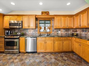 72-31 73rd Street, Glendale NY 11385