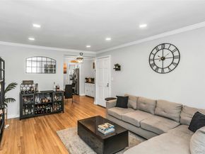 80 Seacliff Avenue U, Glen Cove NY 11542