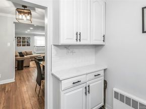 80 Seacliff Avenue U, Glen Cove NY 11542