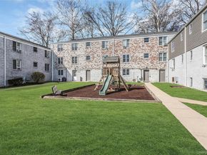 80 Seacliff Avenue U, Glen Cove NY 11542
