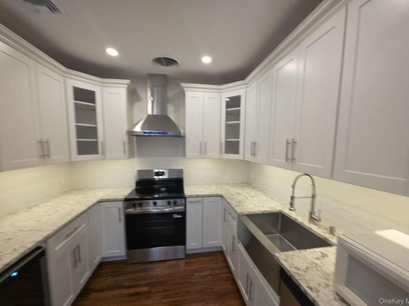 201 Brookside Avenue, Roosevelt NY 11575